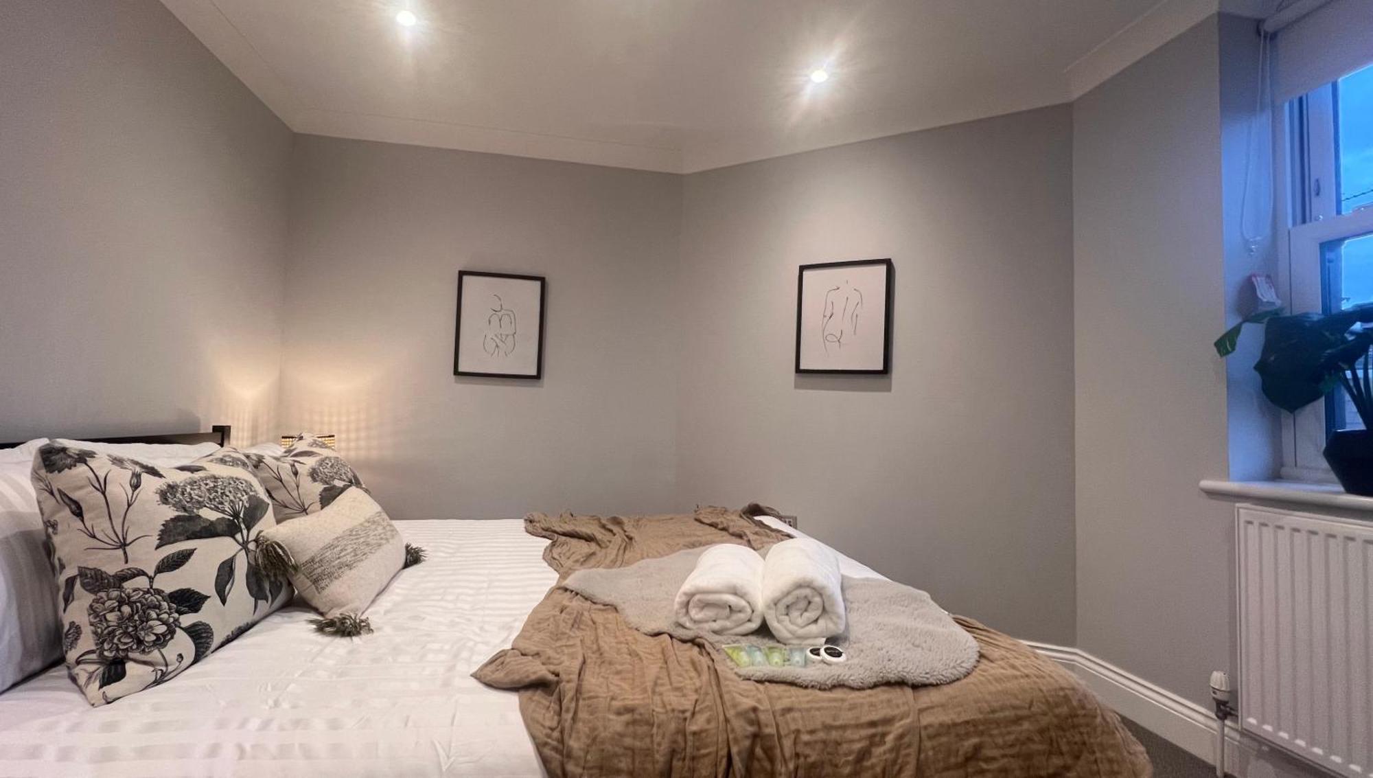 Beautiful Apartment In Camden Town Лондон Екстер'єр фото