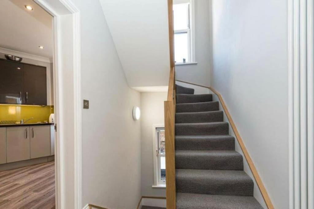 Beautiful Apartment In Camden Town Лондон Екстер'єр фото